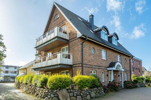 Strandperle — 4-Star Luxury Hotel in None, Germany