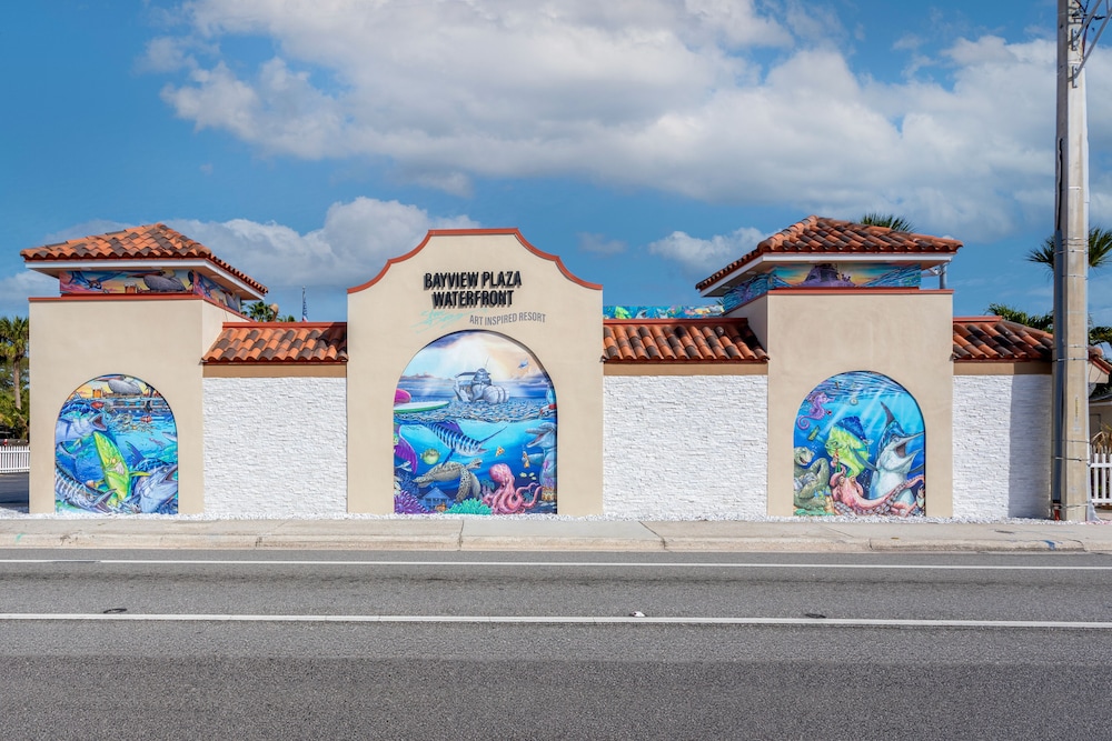Bayview Plaza Waterfront Resort - photo 87