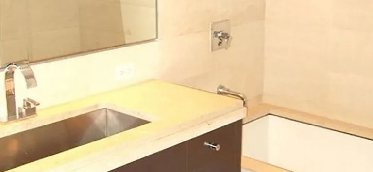 Safehouse Suites Manhattan - photo 13