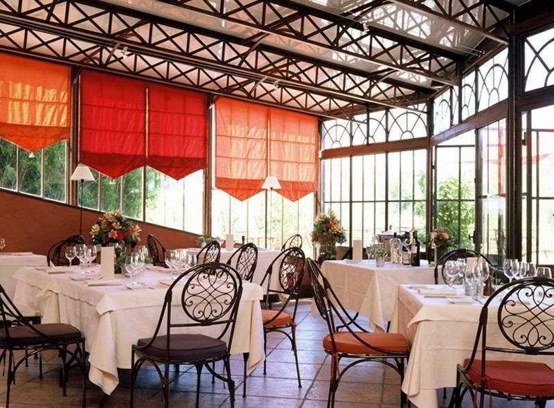 Chateau et Residence de Bionne — 4-Star Luxury Hotel in Montpellier, France