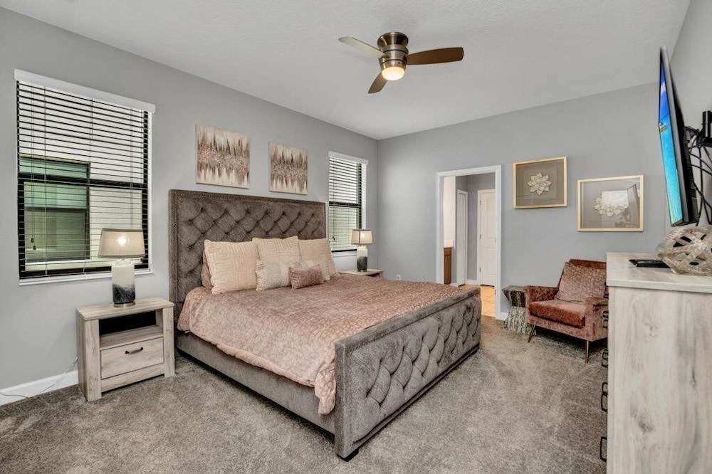 Storey Lake Resort 9 Bed Game theater Room 9 Bedroom Home by RedAwning - photo 3