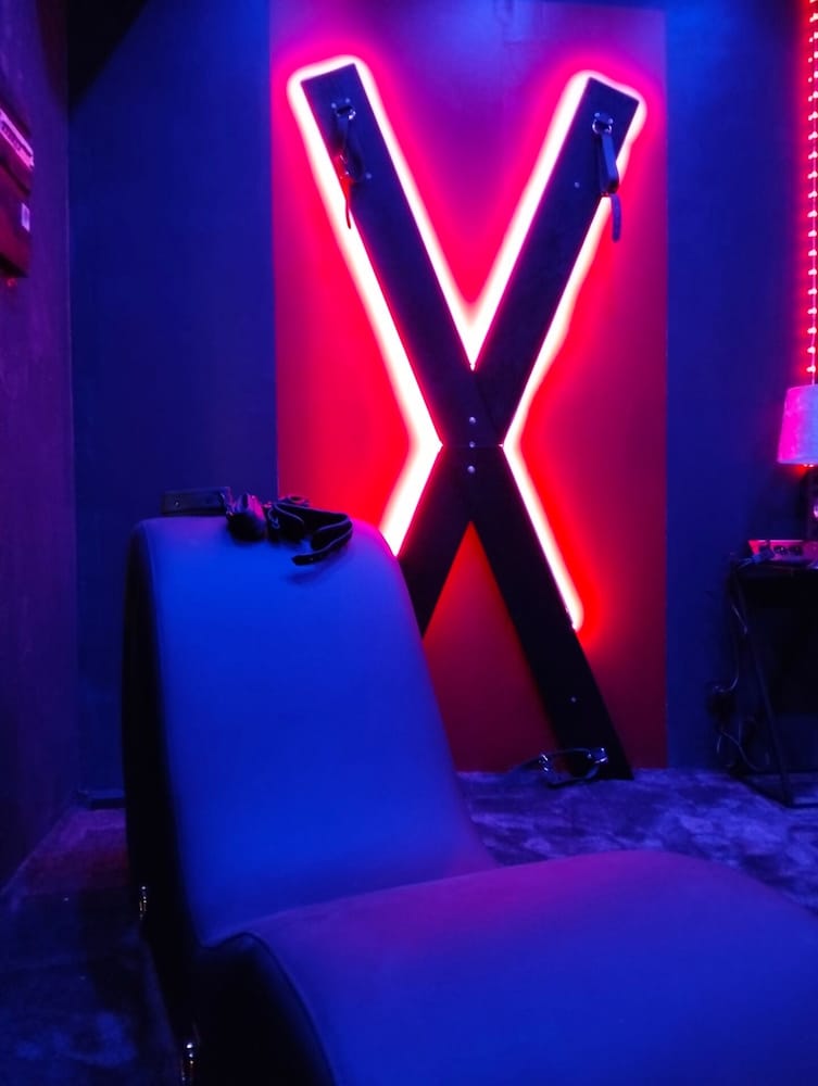 Loveroom Toulon in Toulon, France