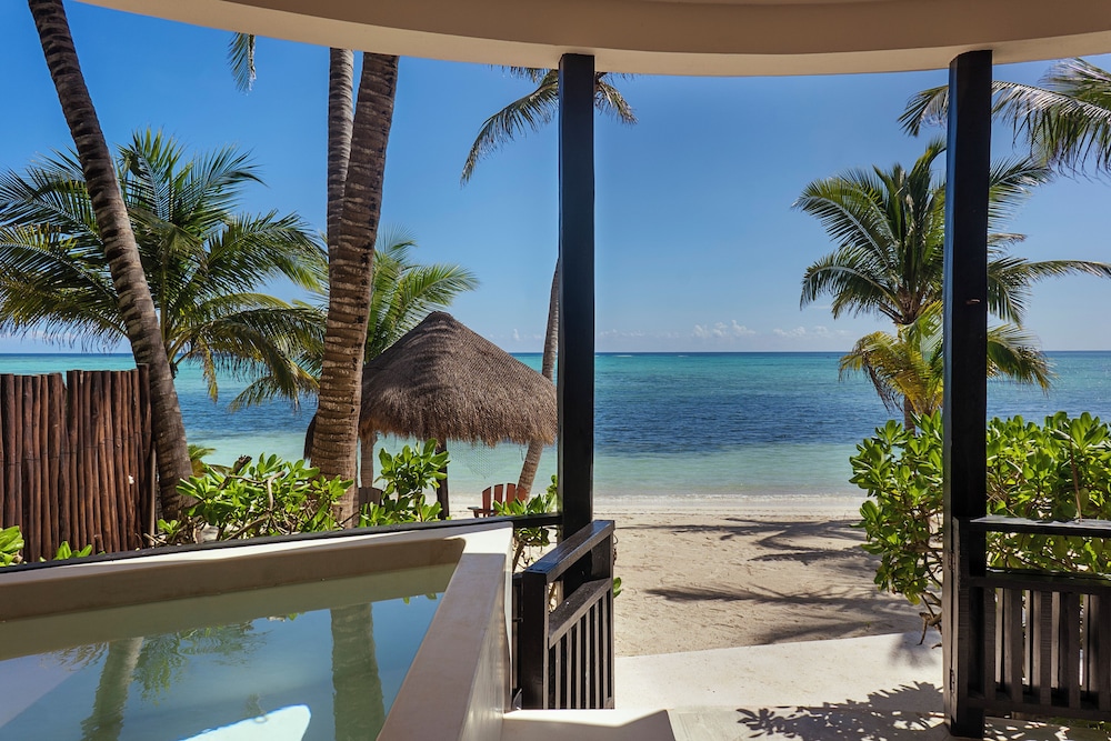 Private pool
