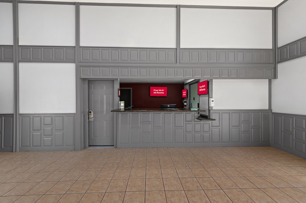 Red Roof Inn Nacogdoches - photo 5