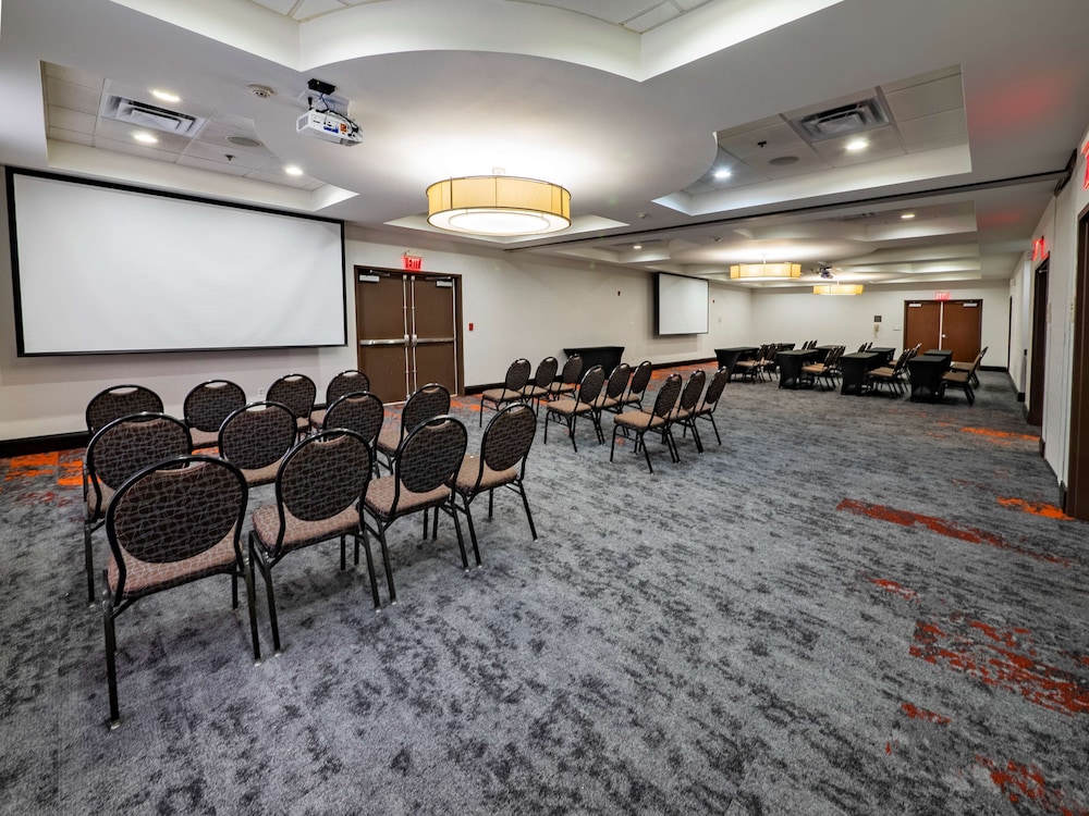 Hilton Garden Inn Atlanta South McDonough - photo 32