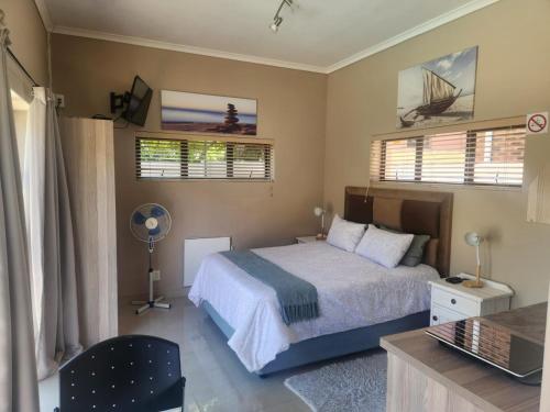 Balmoral Cottage West Beach