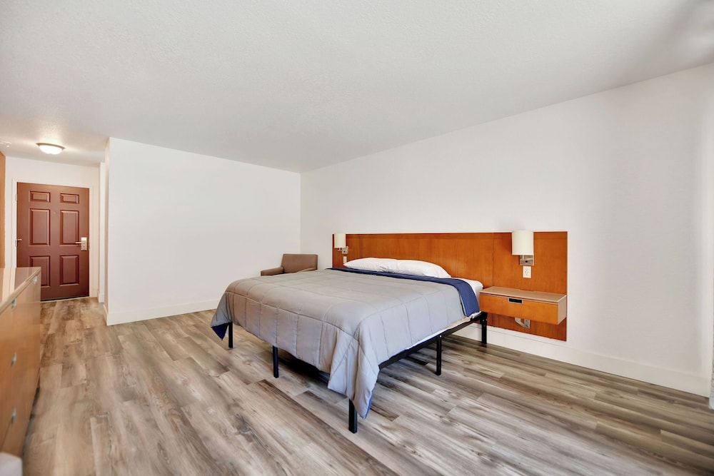 Amador Hotel - photo 13