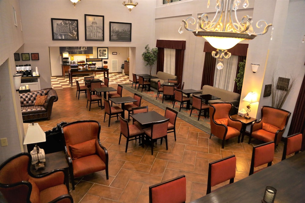 Hampton Inn & Suites Jennings - photo 15