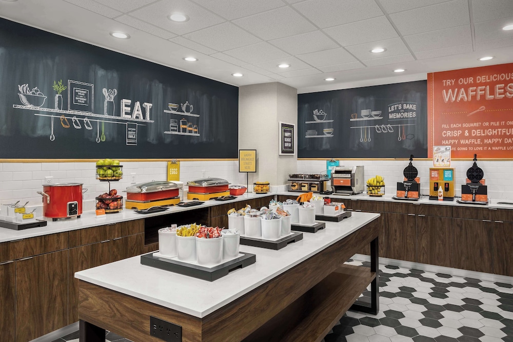 Hampton Inn by Hilton New Orleans French Quarter Market Area - photo 28