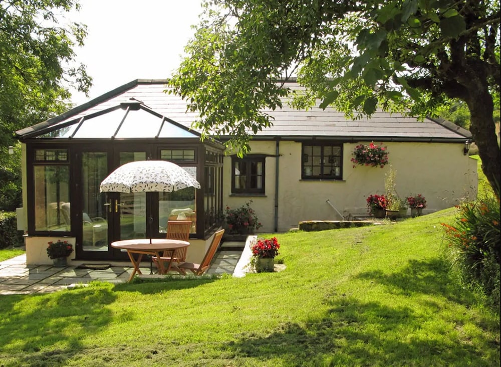 Barley Cottage — 4-Star Luxury Hotel in Bideford, United Kingdom
