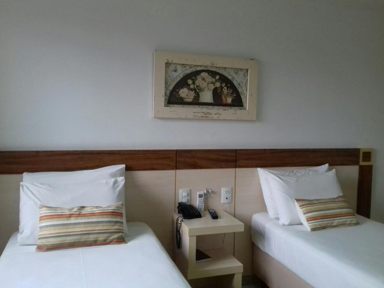 Pratti Hotel — hotel in Linhares