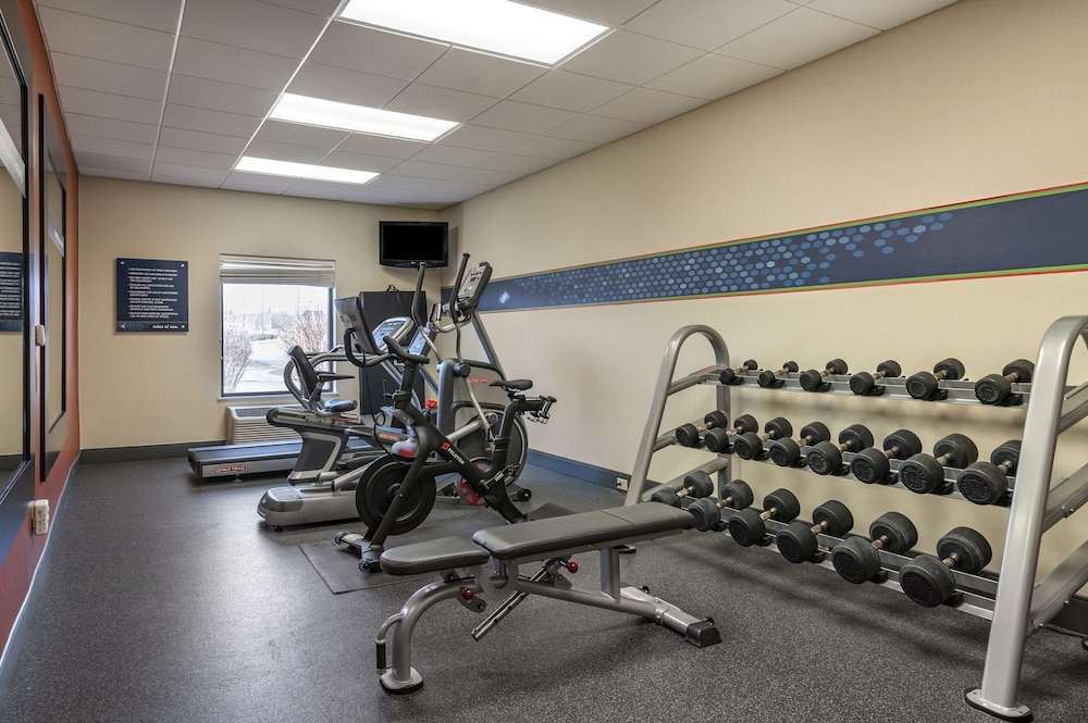 Hampton Inn Greenfield - photo 47
