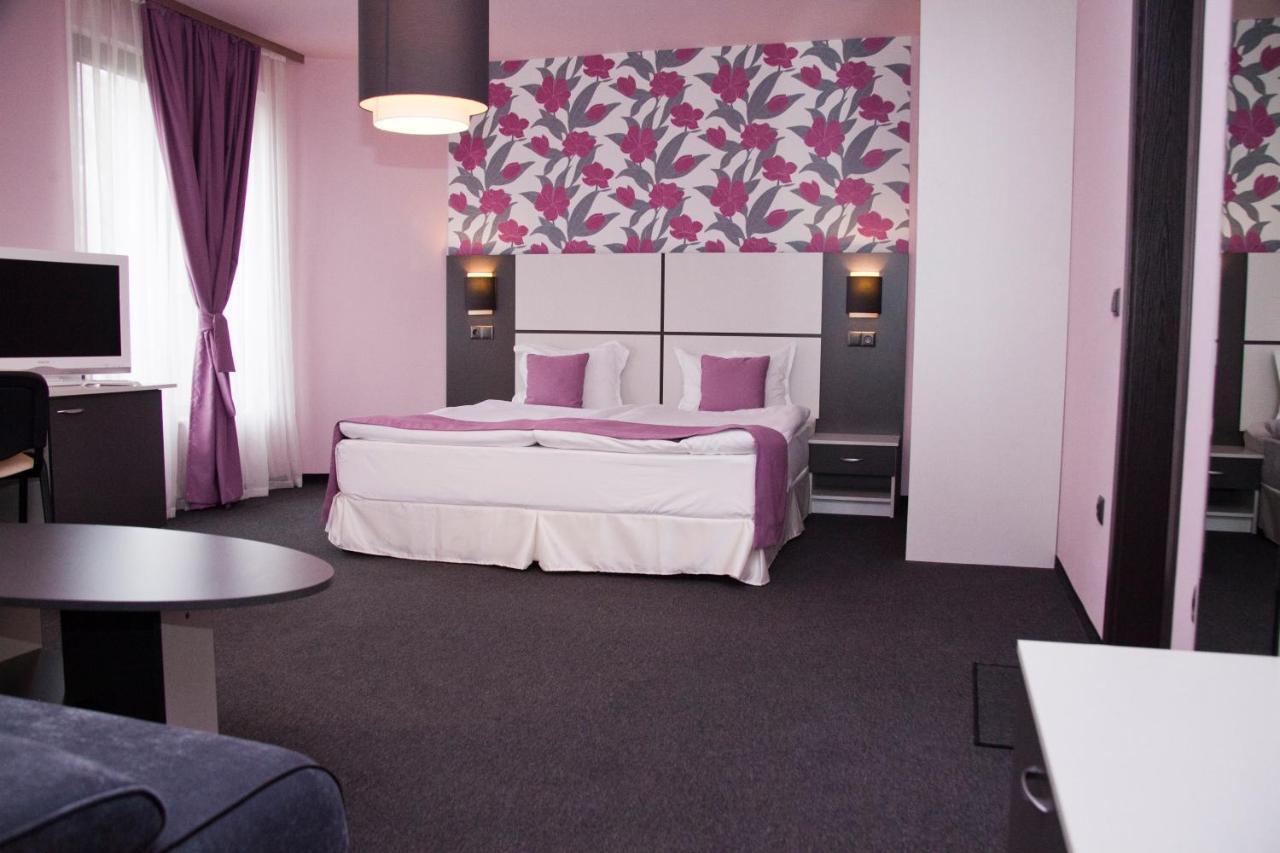 Hotel Gran Via — hotel in Burgas
