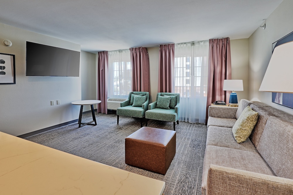 Staybridge Suites Albuquerque Airport by IHG - photo 25