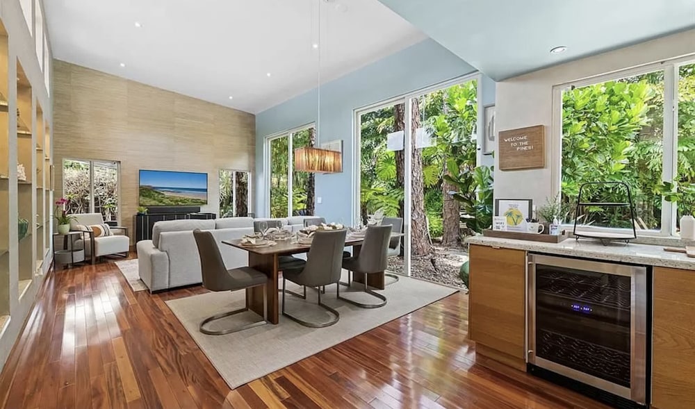 Wilton Manors Stunning Gated Oasis - photo 12