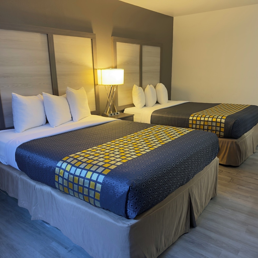 Garner Hotel Missoula Southwest by IHG - photo 13