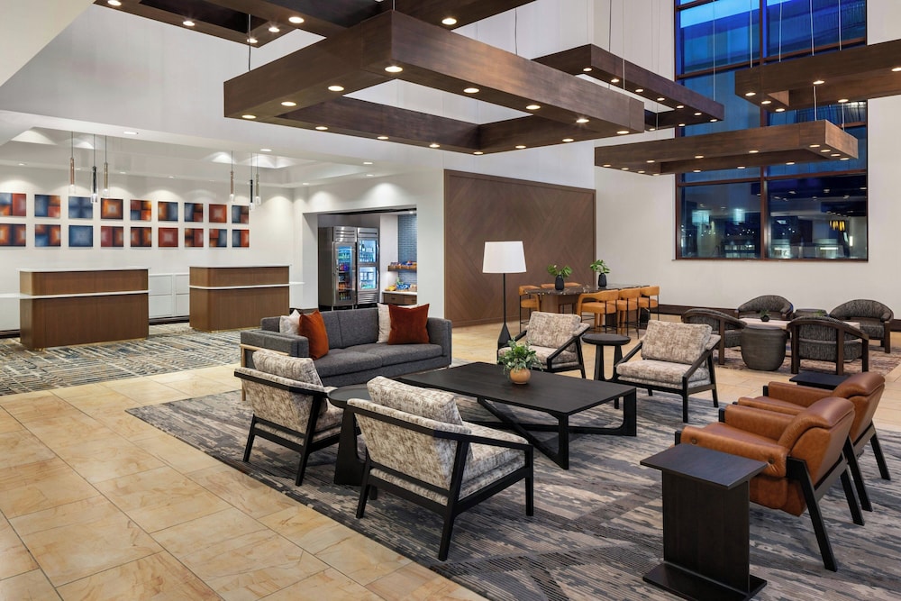 Bloomington Normal Marriott Hotel & Conference Center - photo 6