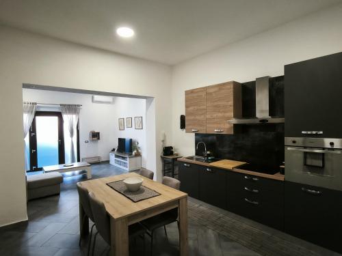 Bidda Mores Appartamenti Il Cacciatore — 4-Star Luxury Hotel in Capoterra, Italy