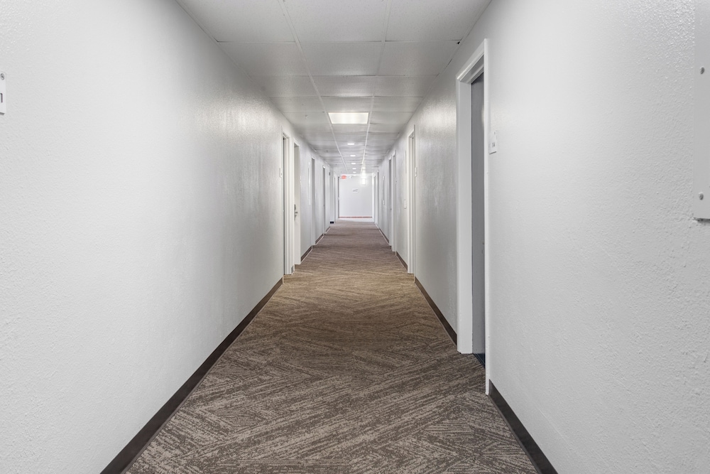 Studio 6 Suites Butte MT I 90 I 15 - photo 22