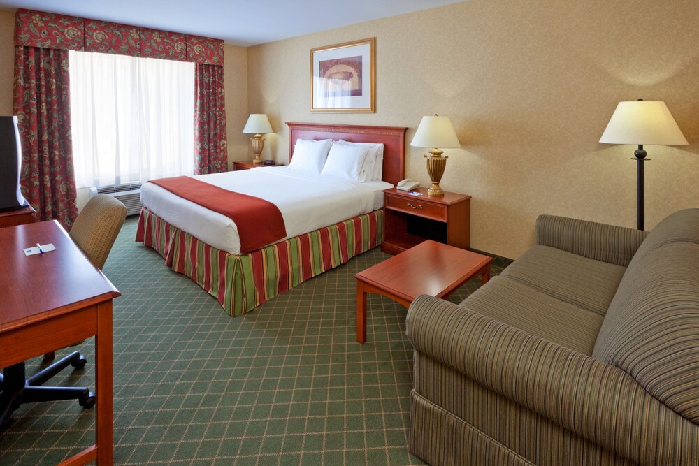 Holiday Inn Express Suites Clifton Park by IHG - photo 2
