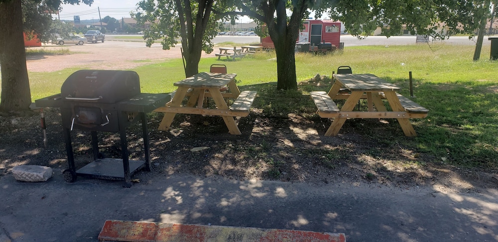 Gold Key Inn - photo 21