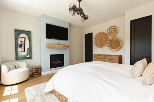Luxury Ridgecrest Resort 4BR — Big Bear Lake — photo 2
