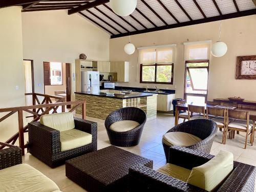 Casa Pé na Areia Jacumã Vista Mar Wi Fi by PenareiaTurBr — 4-Star Luxury Hotel in Conde, Brasil