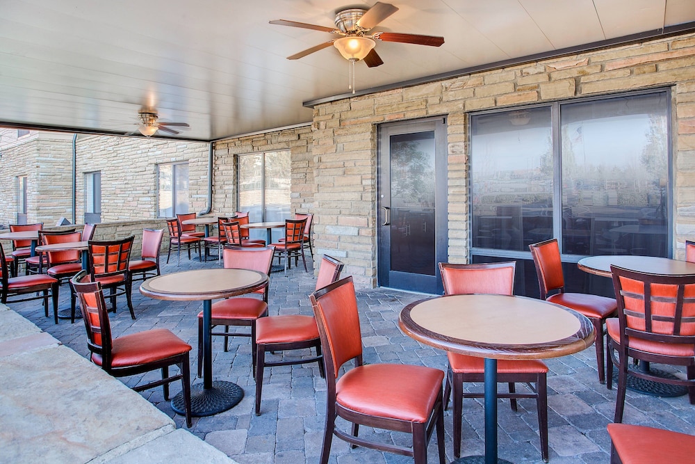 SpringHill Suites by Marriott Pigeon Forge - photo 23