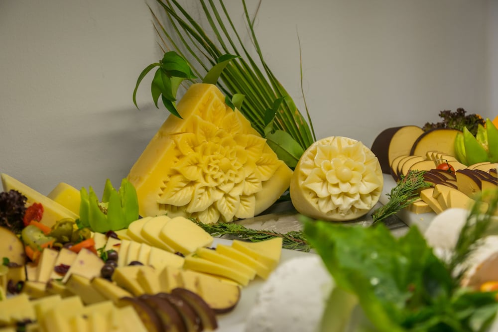 מזון ומשקאות