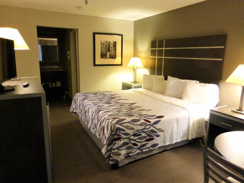 Red Roof Inn Columbia TN - photo 33