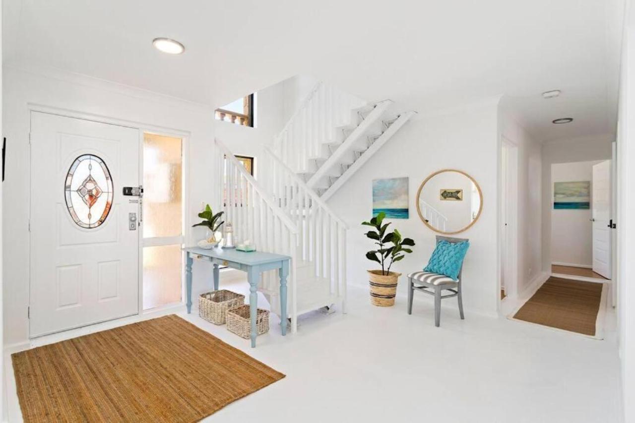 Relaxing Getaway Beachfront Access Multi Family Pets Mandurah — 4-Star Luxury Hotel in Mandurah, Australia