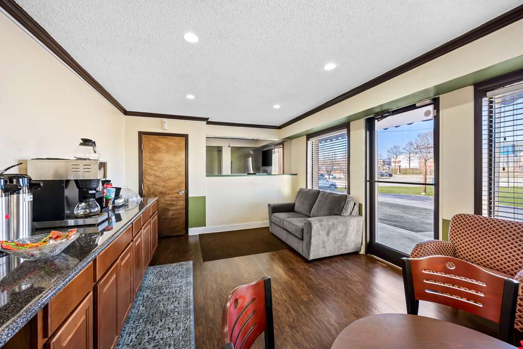 Americas Best Value Inn Ft. Jackson - photo 8