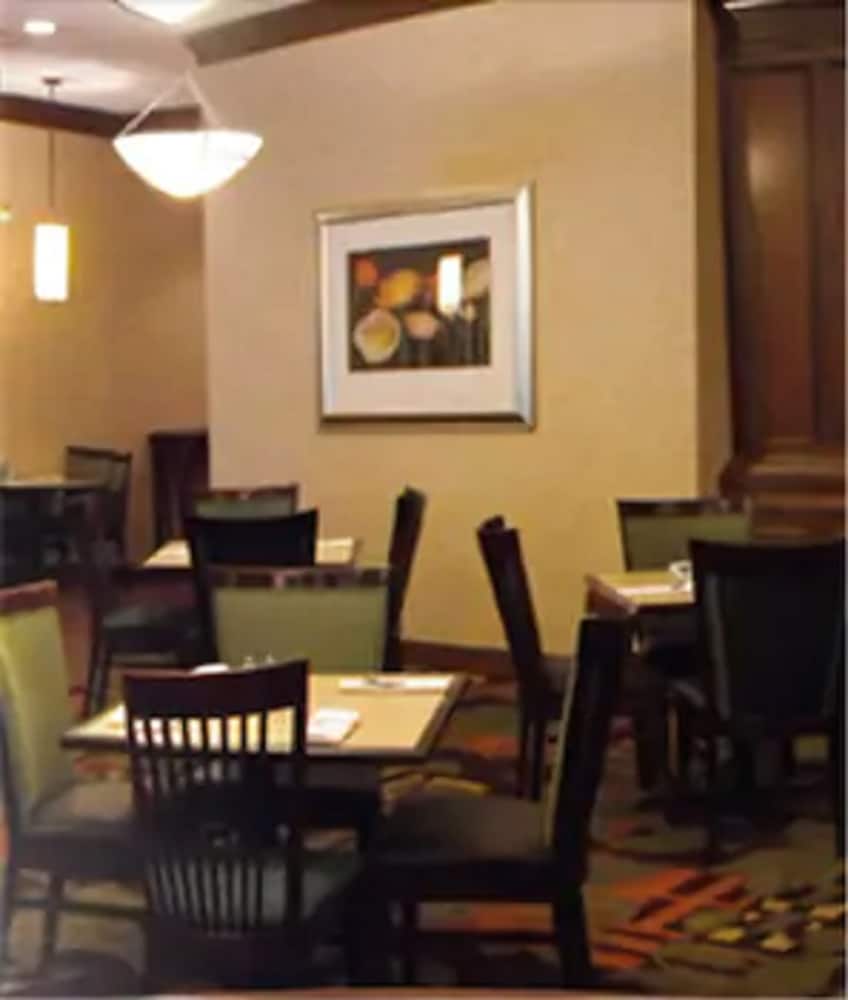 Decatur Conference Center & Hotel - photo 24