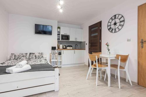 Dworek na Zakręcie noclegi Zator in Zator, Poland