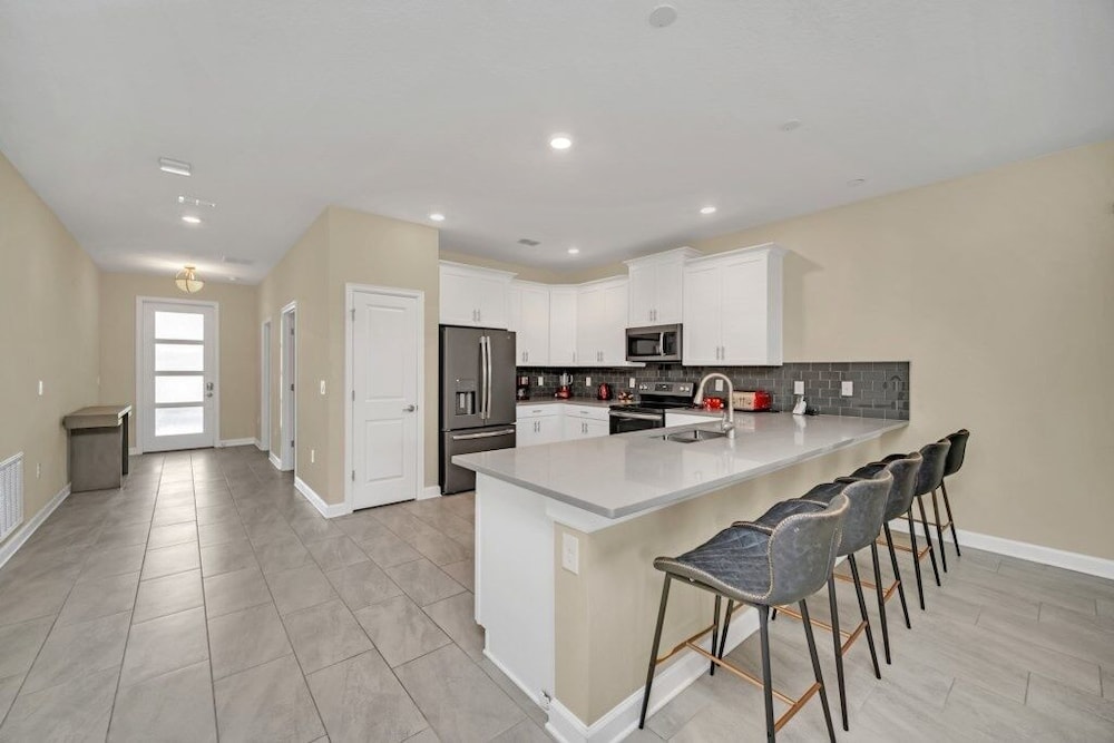 Ultimate 9 Champions Gate Resort Property With Spa 9 Bedroom Villa by RedAwning Kissimmee - photo 22