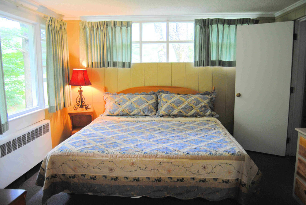 Sky Valley Motel & Cottages - photo 6