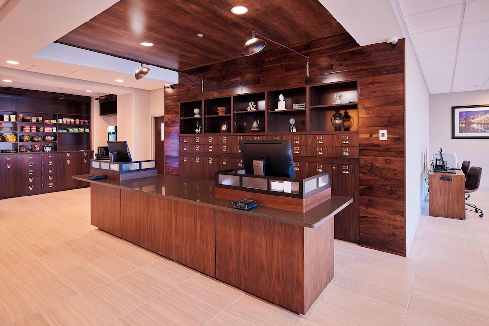 Four Points by Sheraton Cleveland Eastlake - photo 6
