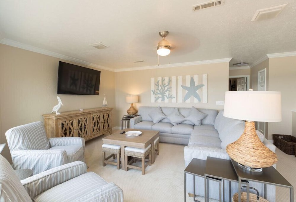 Sandpiper Beacon Beach Resort - photo 230