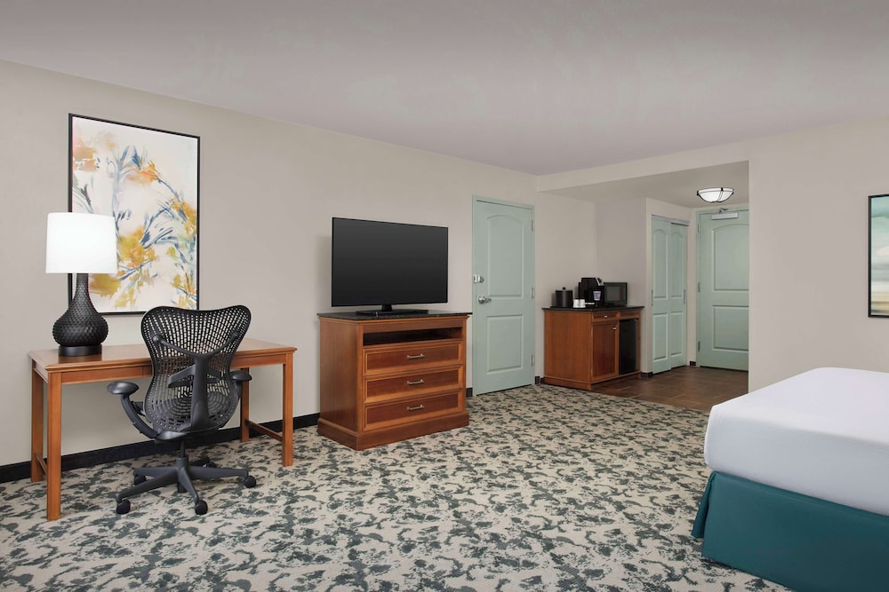 Hilton Garden Inn Gainesville - photo 10