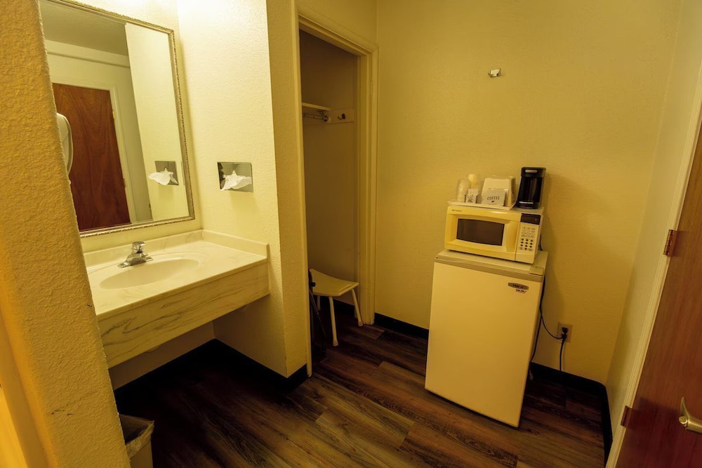 Travelodge By Wyndham Pendleton OR - photo 38