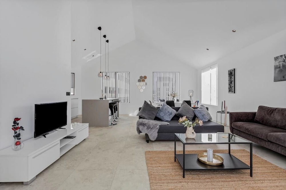 Reykjavik Luxury Hotel Apartment KARTULI in Reykjavik, Iceland