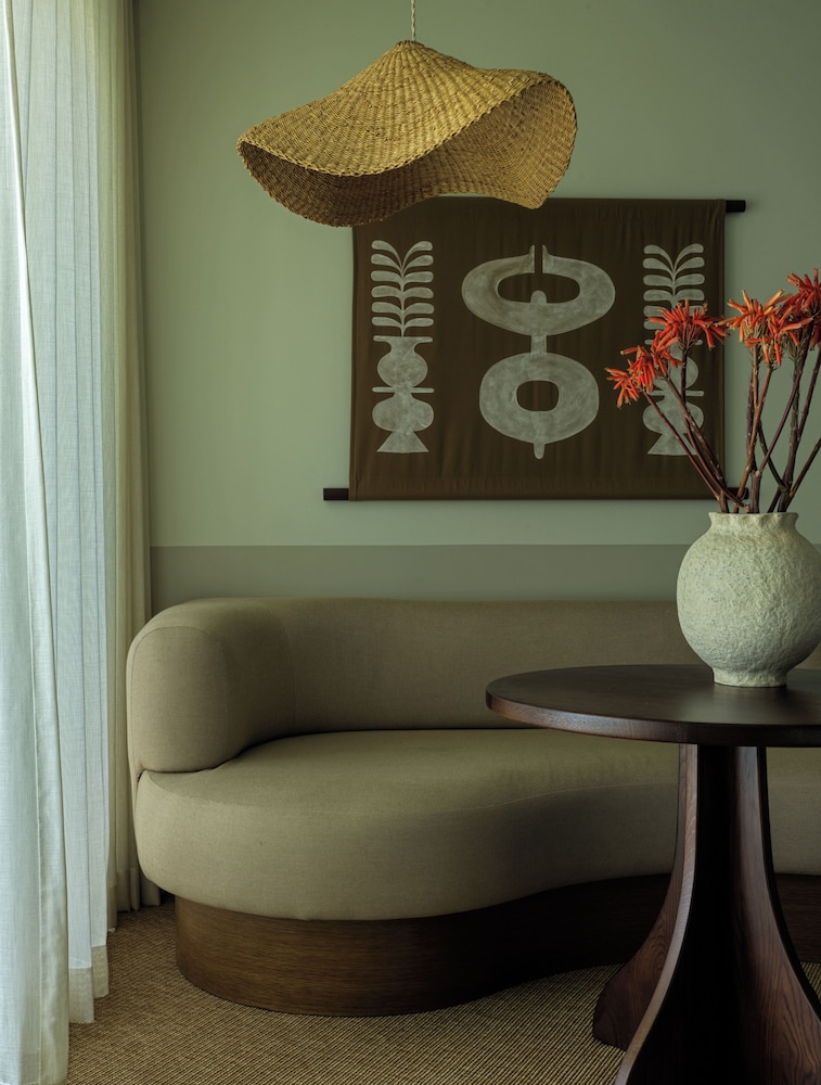 Casa Loma Beach Hotel - photo 17