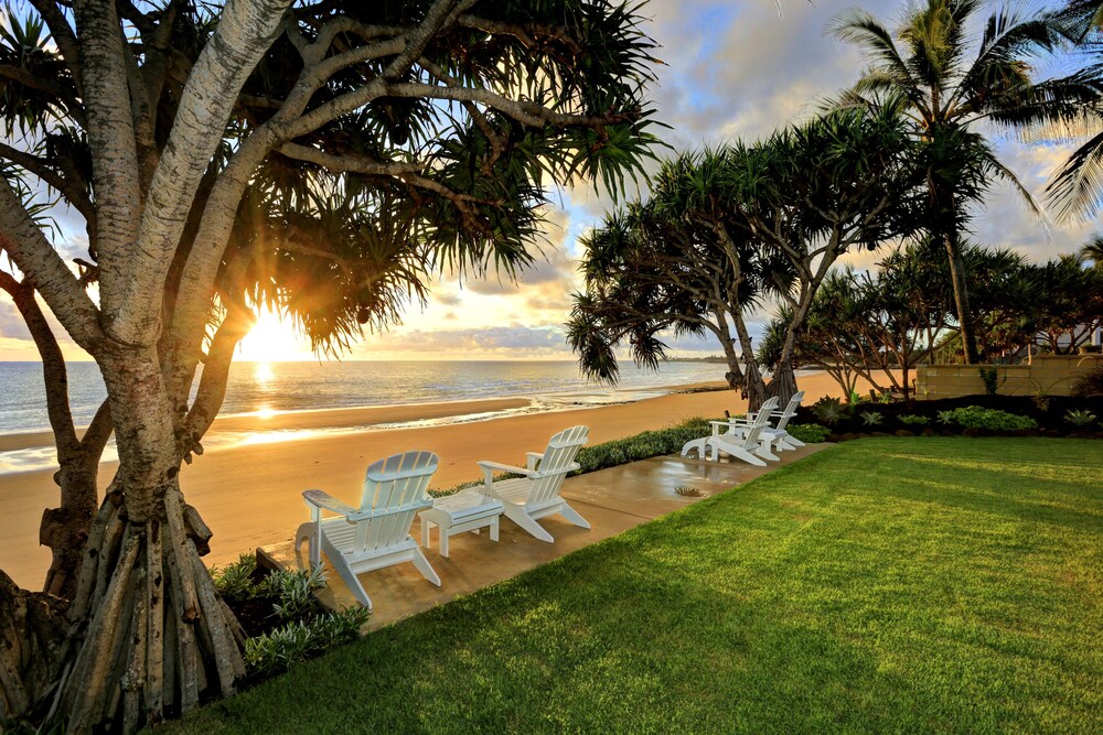 ZEN Beach Retreat — 4-Star Luxury Hotel in Bargara, Australia