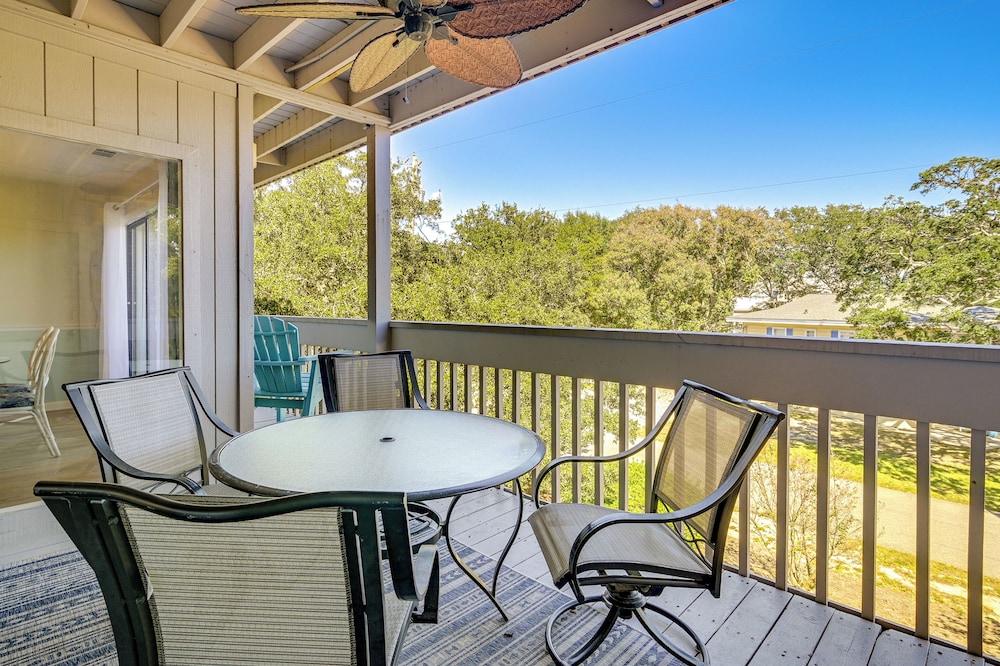Walk to Beach: Gem w Balcony in Sea Grove Resort - photo 11