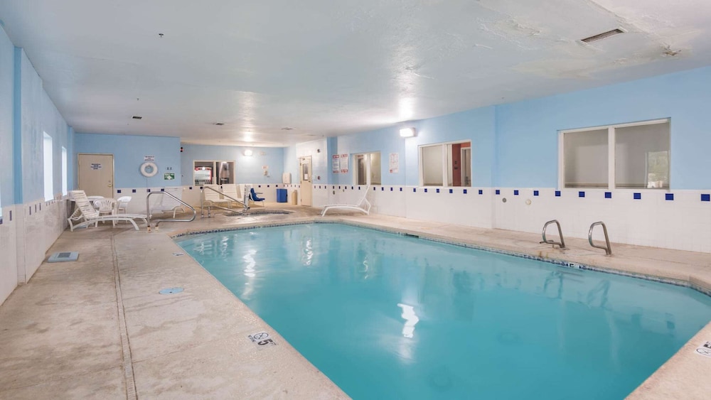 Motel 6 Roswell NM - photo 17
