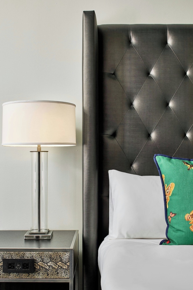Le Pavillon New Orleans a Tribute Portfolio Hotel by Marriott - photo 59