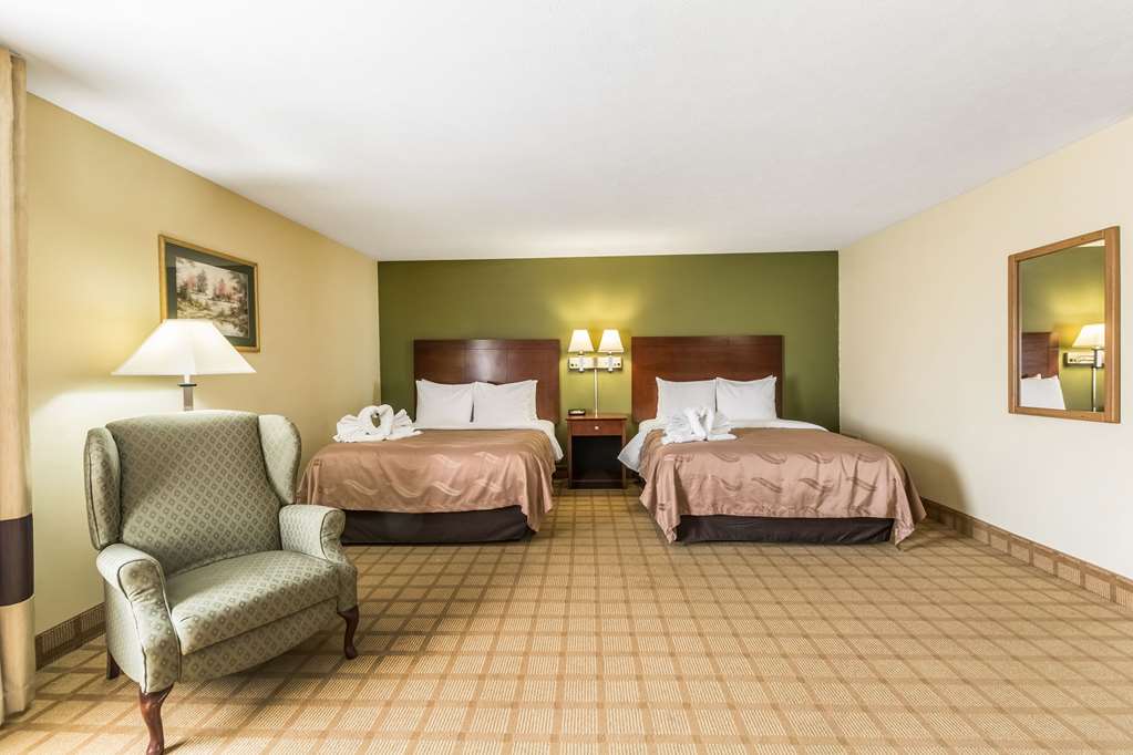Quality Inn I 74 Batesville - photo 17