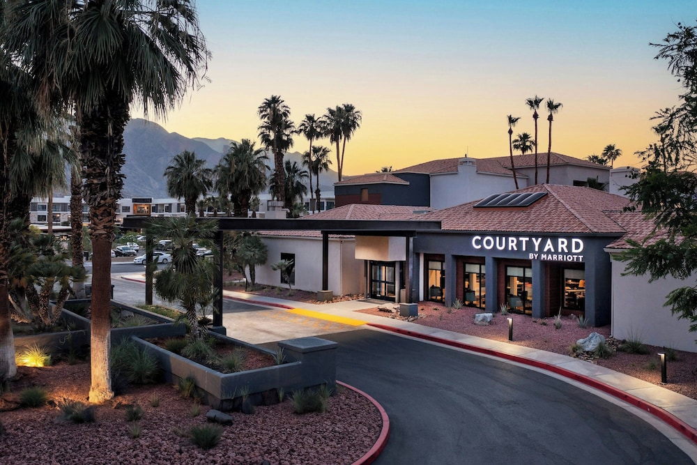 Courtyard By Marriott Palm Springs - photo 36