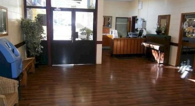 Tara Hotel Motel — Tara — photo 2