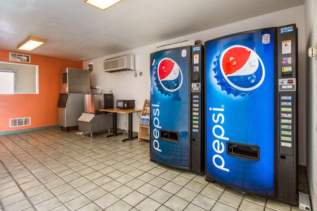 Motel 6 Wendover UT - photo 28